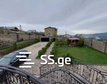6 Room Summer Cottage Daily Rent. Vake view 3