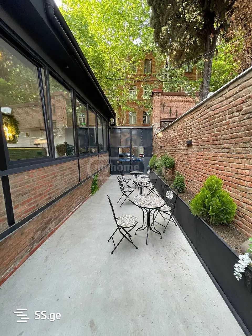 8 Room Hotel For Rent. Didube view 5