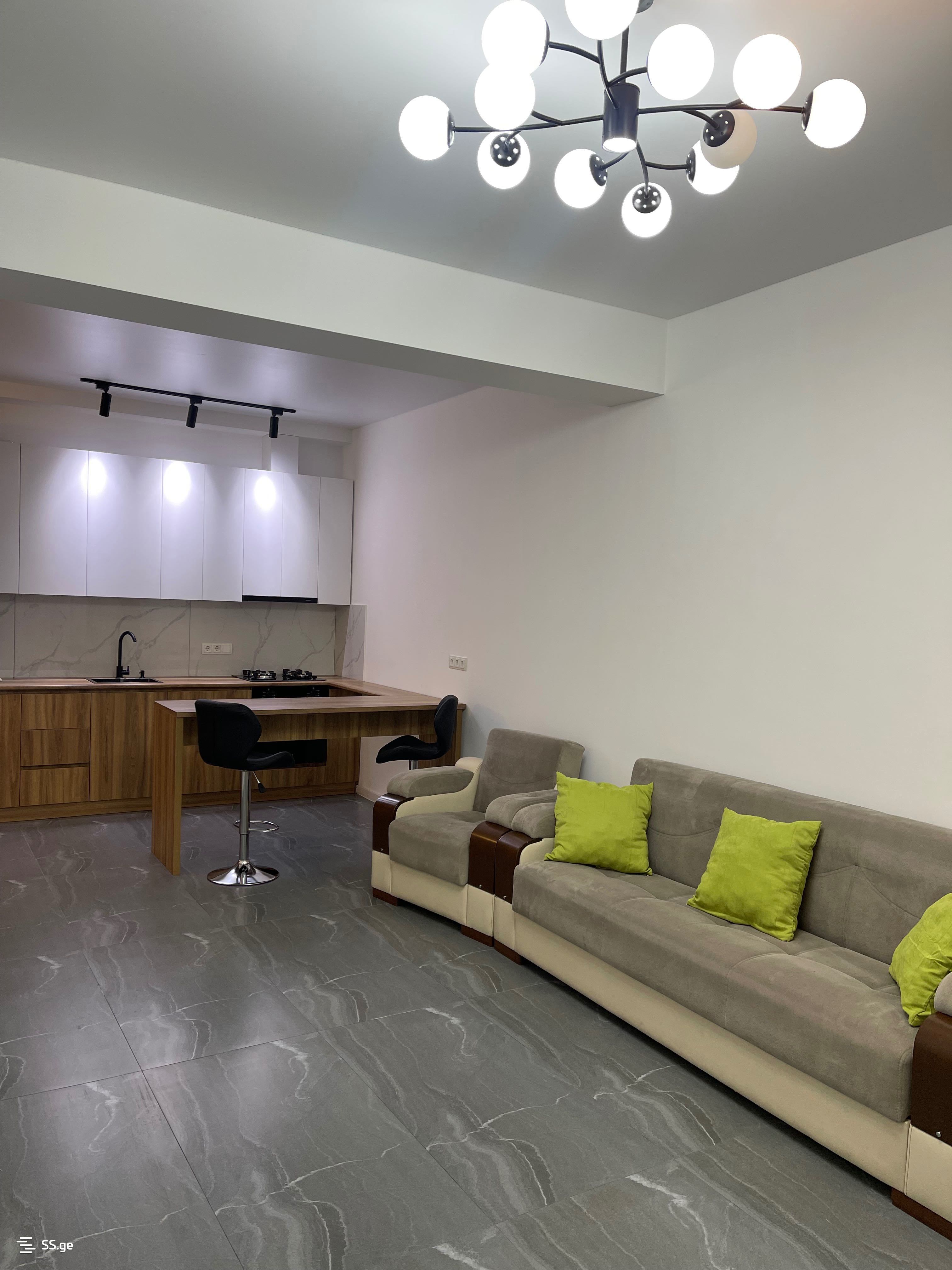 2 room Flat Daily rent. Gldani - Bild 6