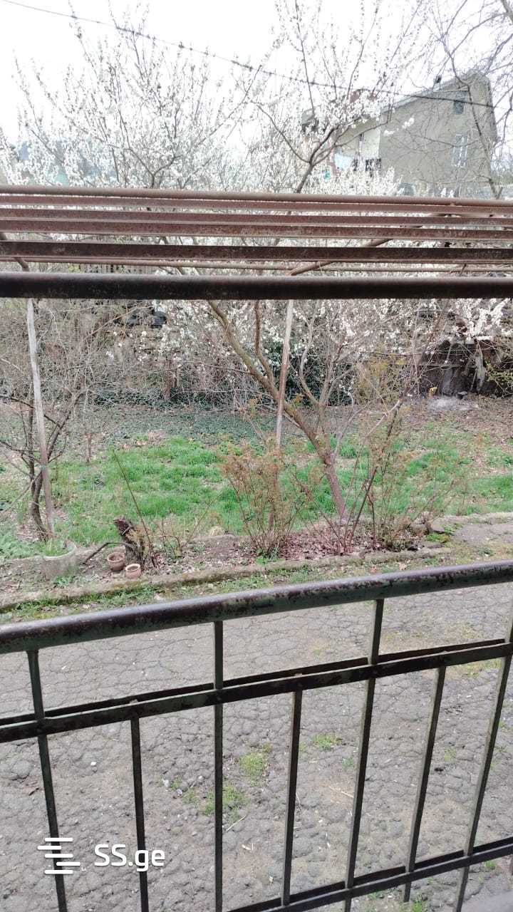 4 Room Private House For Sale view 6