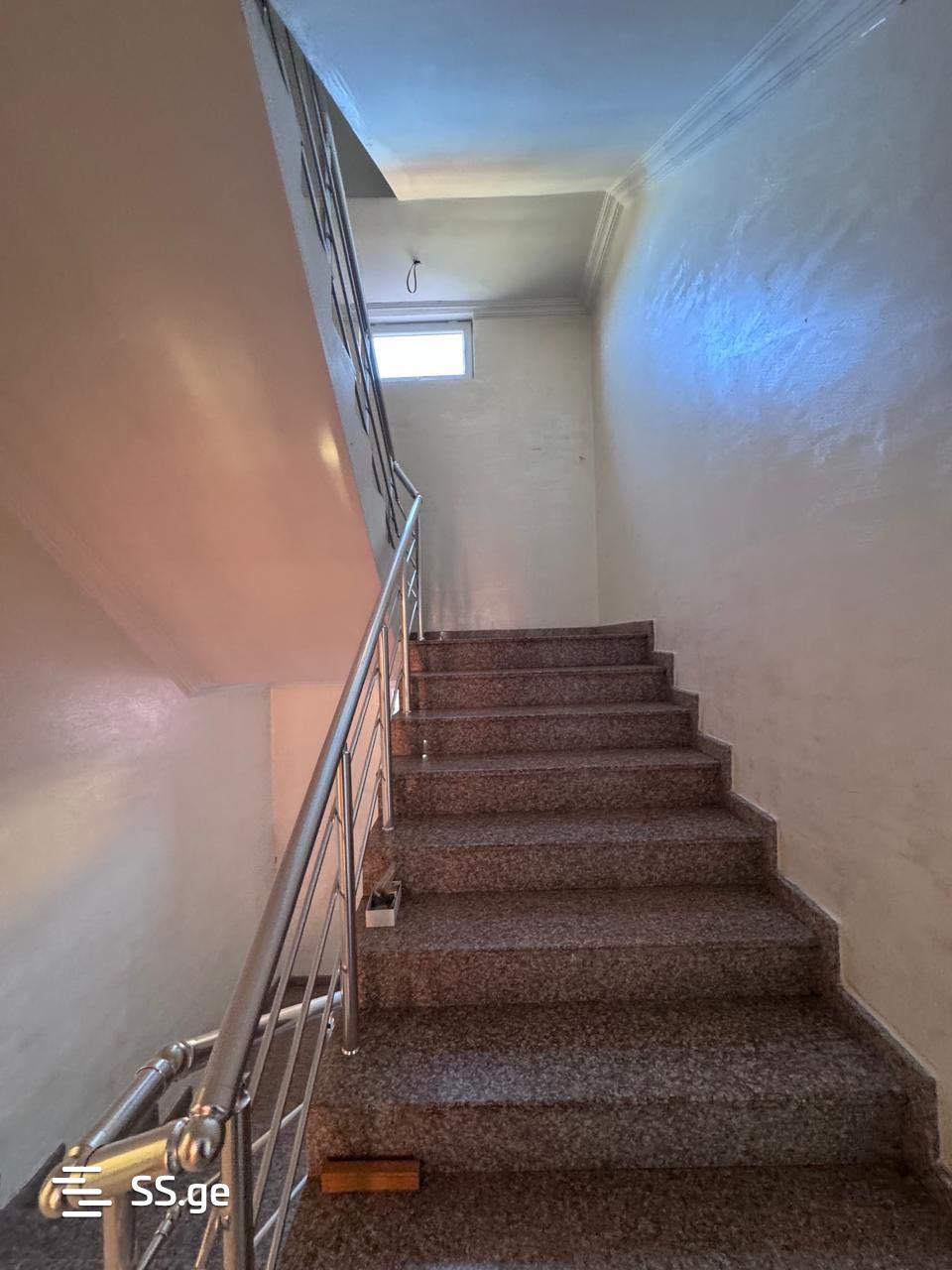 27 Room Hotel For Rent. Chaqvi view 8