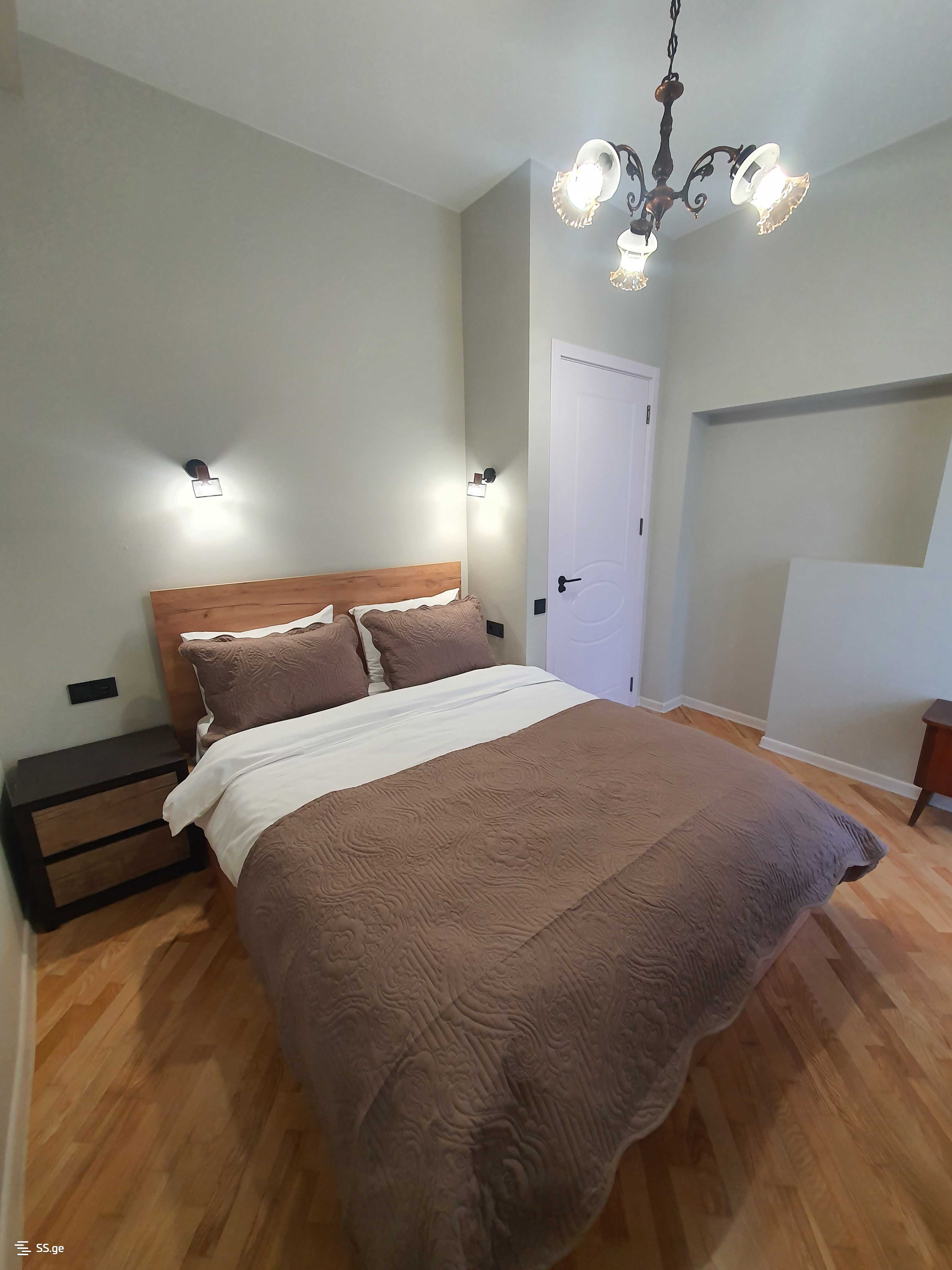 3 Room Flat Daily Rent. Mtatsminda view 2