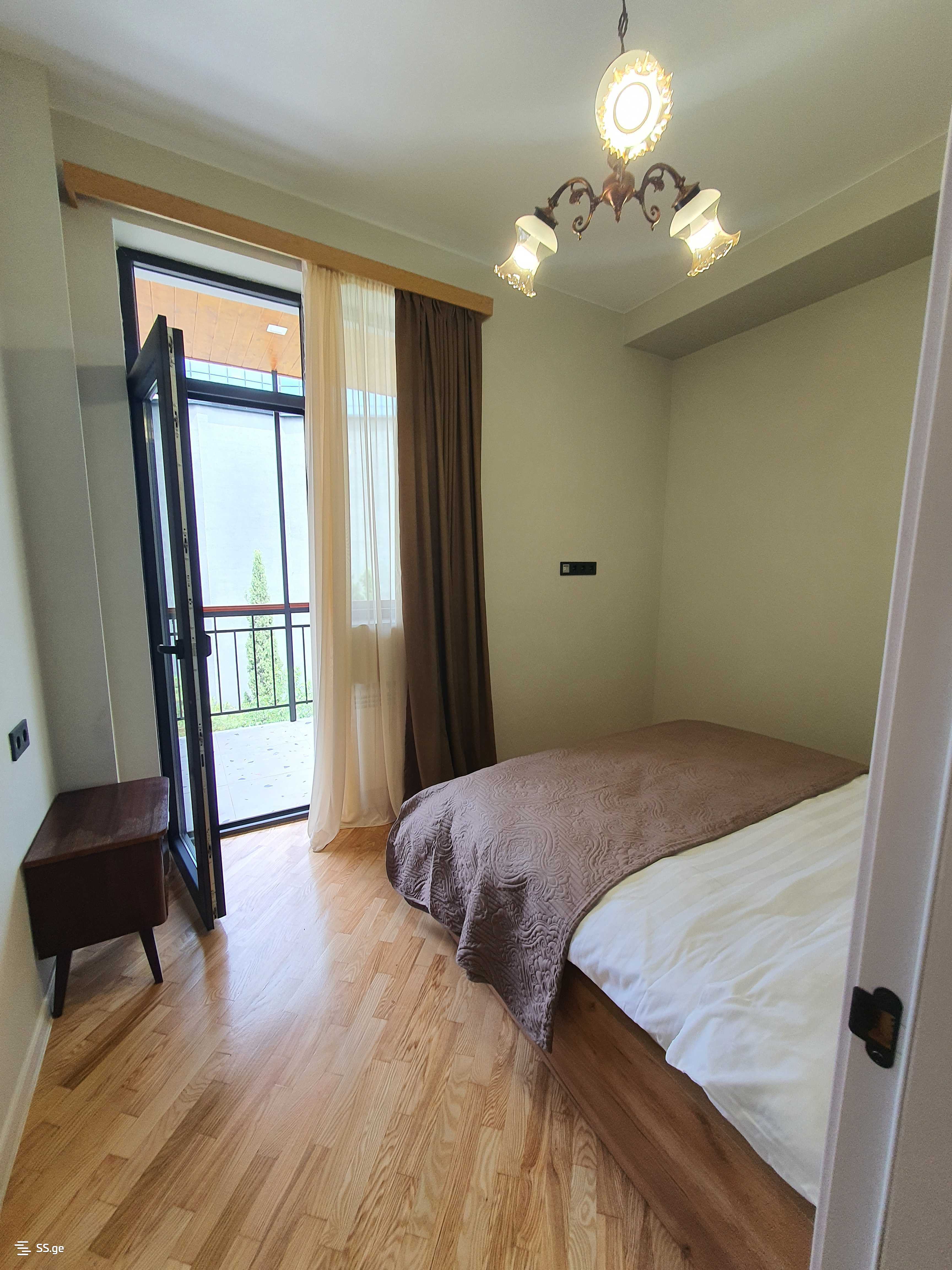 3 Room Flat Daily Rent. Mtatsminda view 5