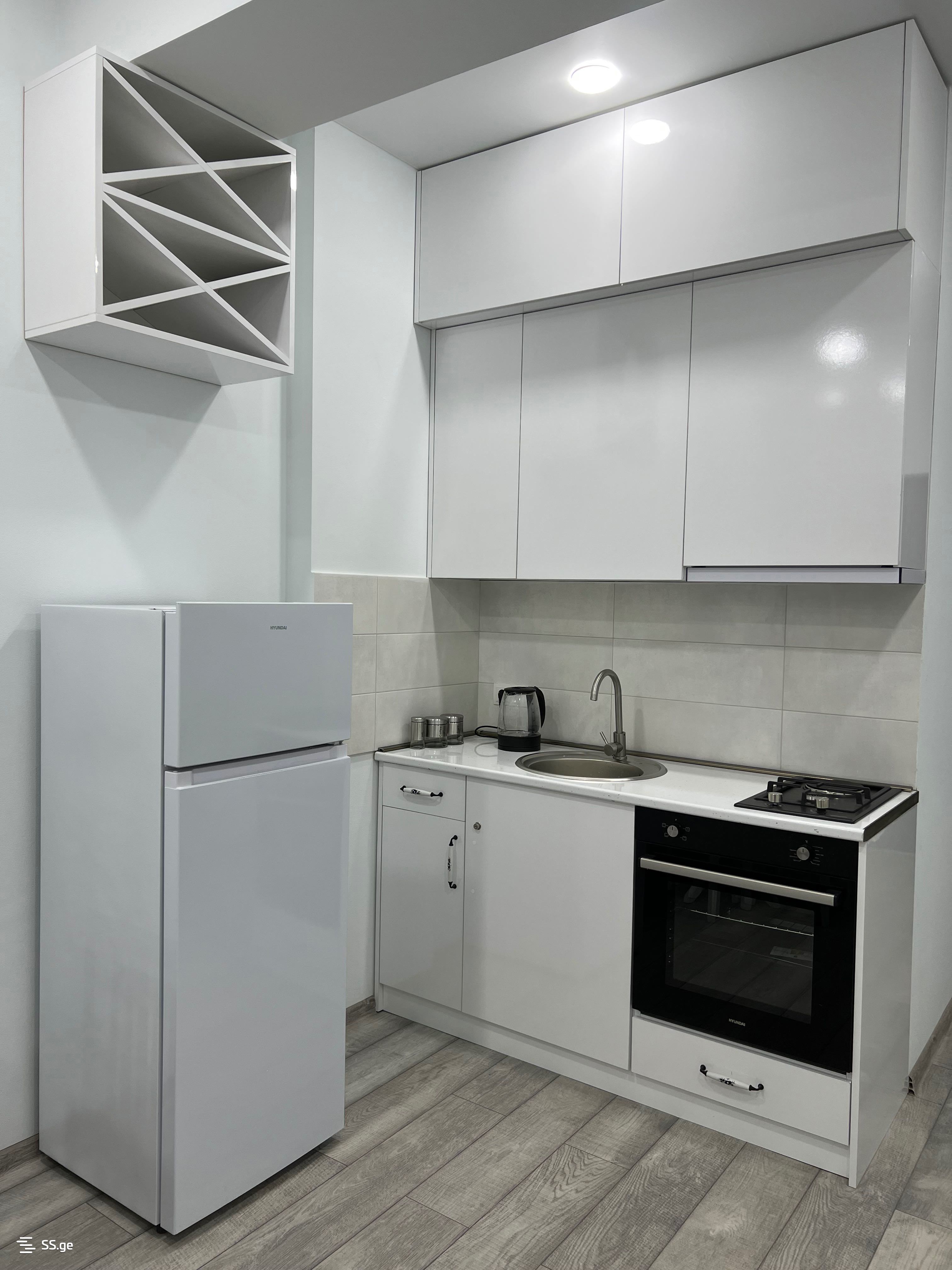 1 room Flat Daily rent. Didi digomi - Widok 3