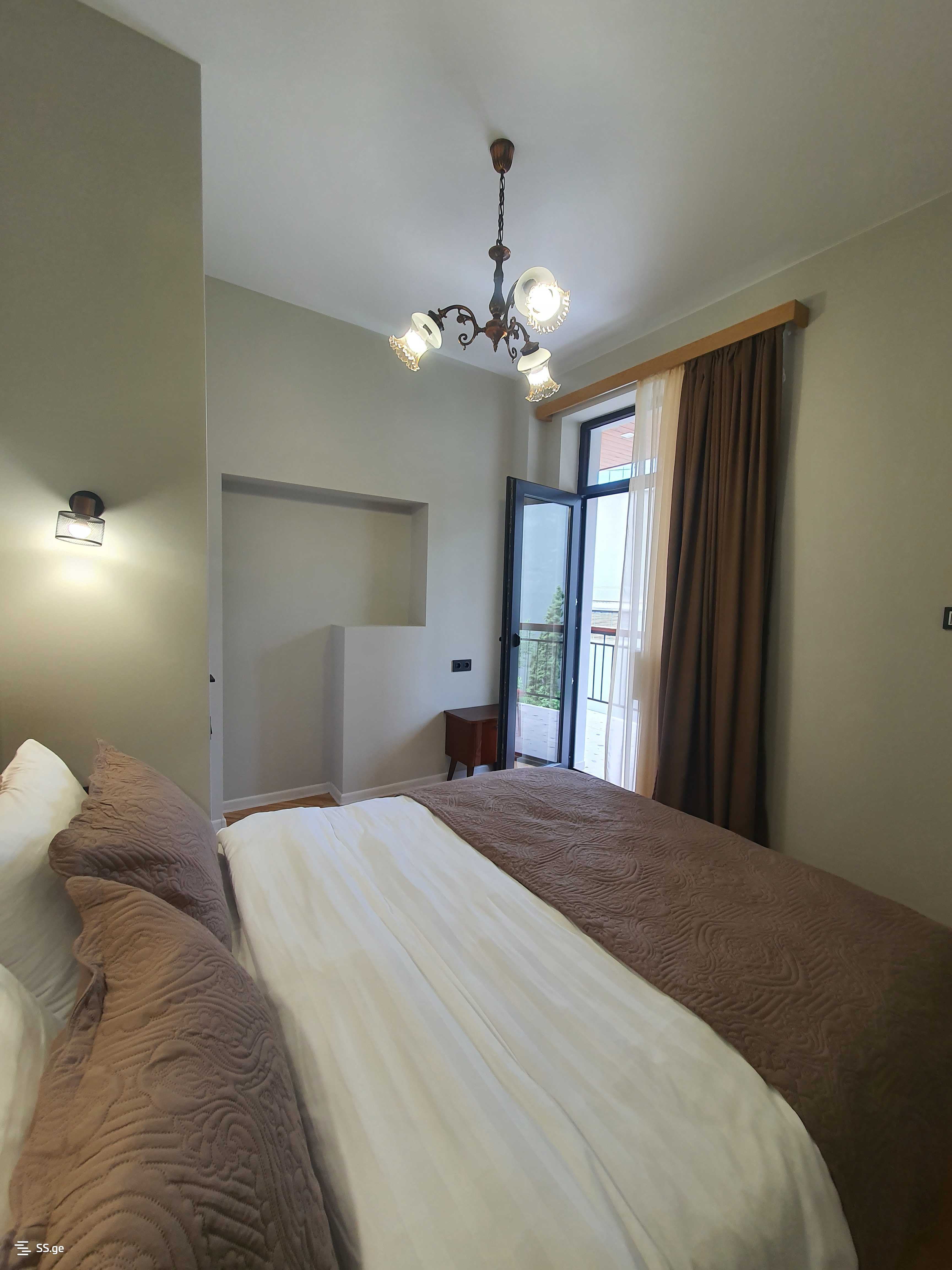 3 Room Flat Daily Rent. Mtatsminda view 3