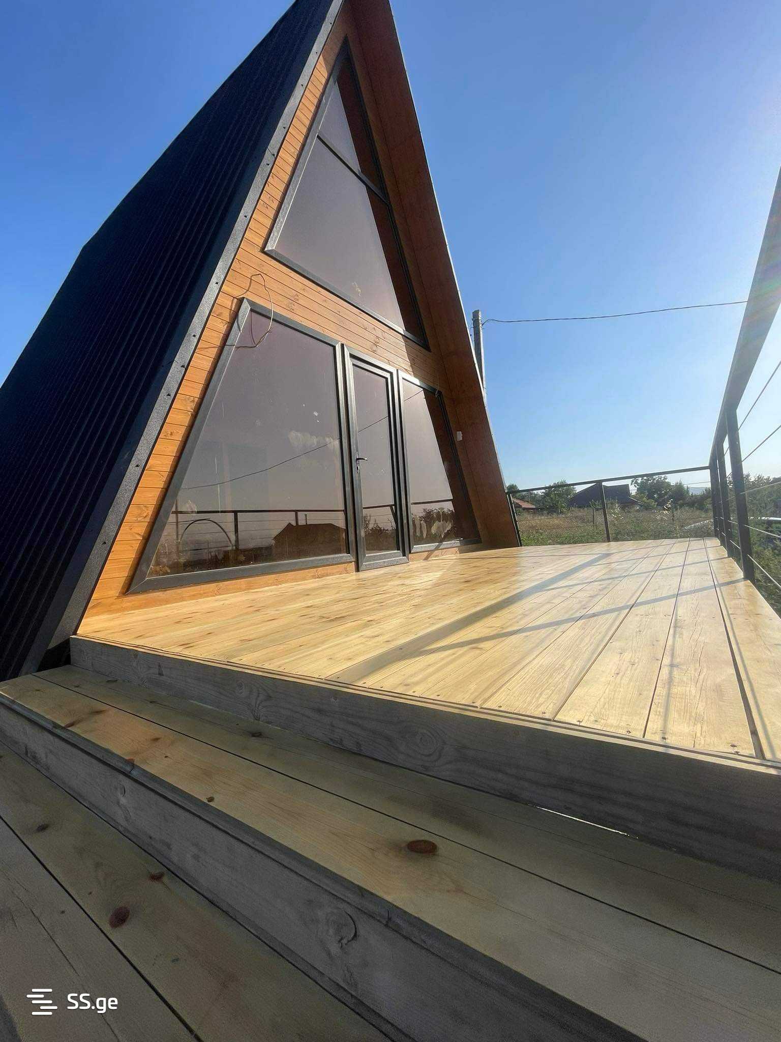 4 Room Summer Cottage For Sale, 1 of 4
