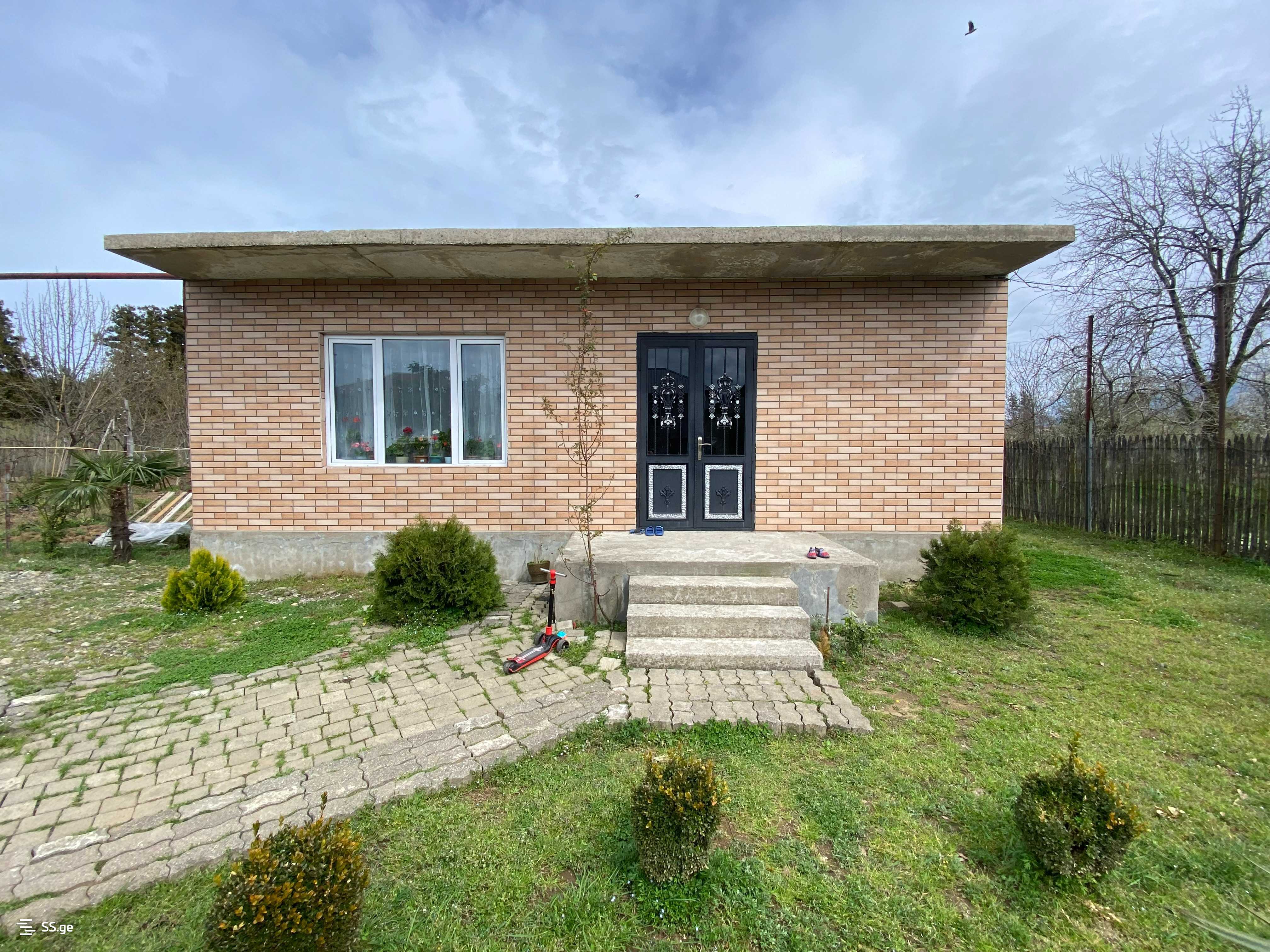 3 Room Private House For Sale, 1 of 4