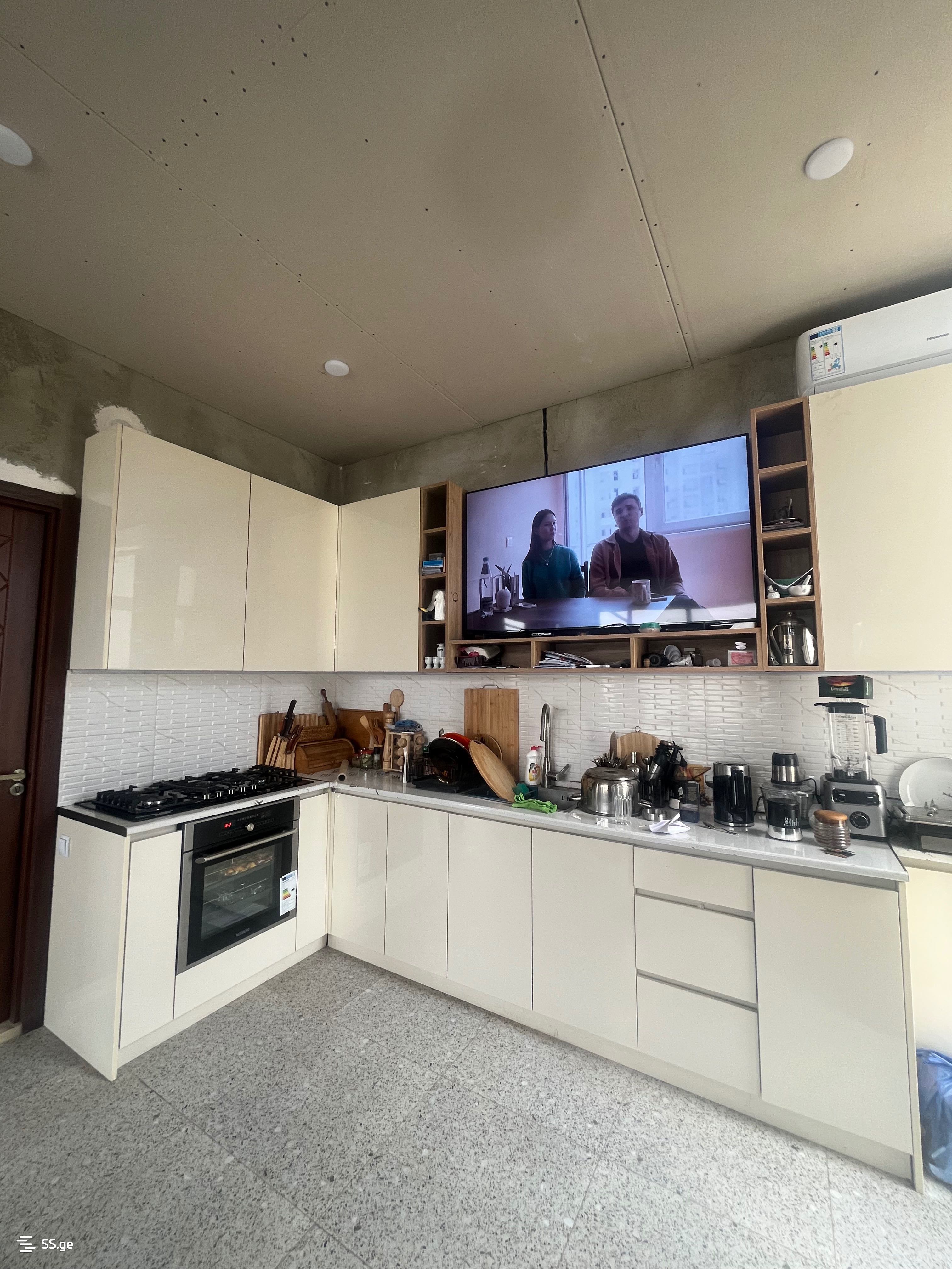 3 Room Private House For Sale view 5