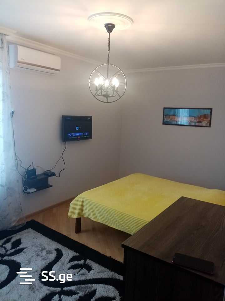 1 Room Flat Daily Rent. Kutaisi, 3 of 4