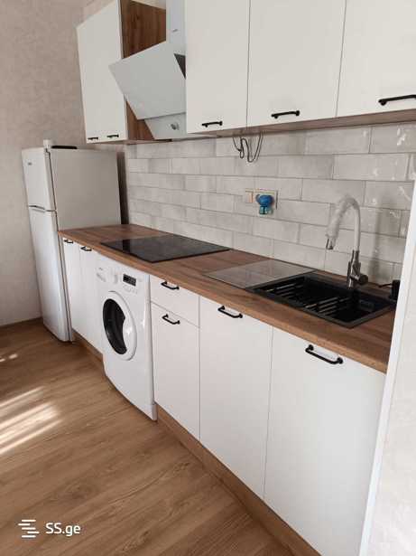 https://static.ss.ge/20250411/2_f8689664-59ba-494b-bd16-308cf1973e68_Thumb.jpg