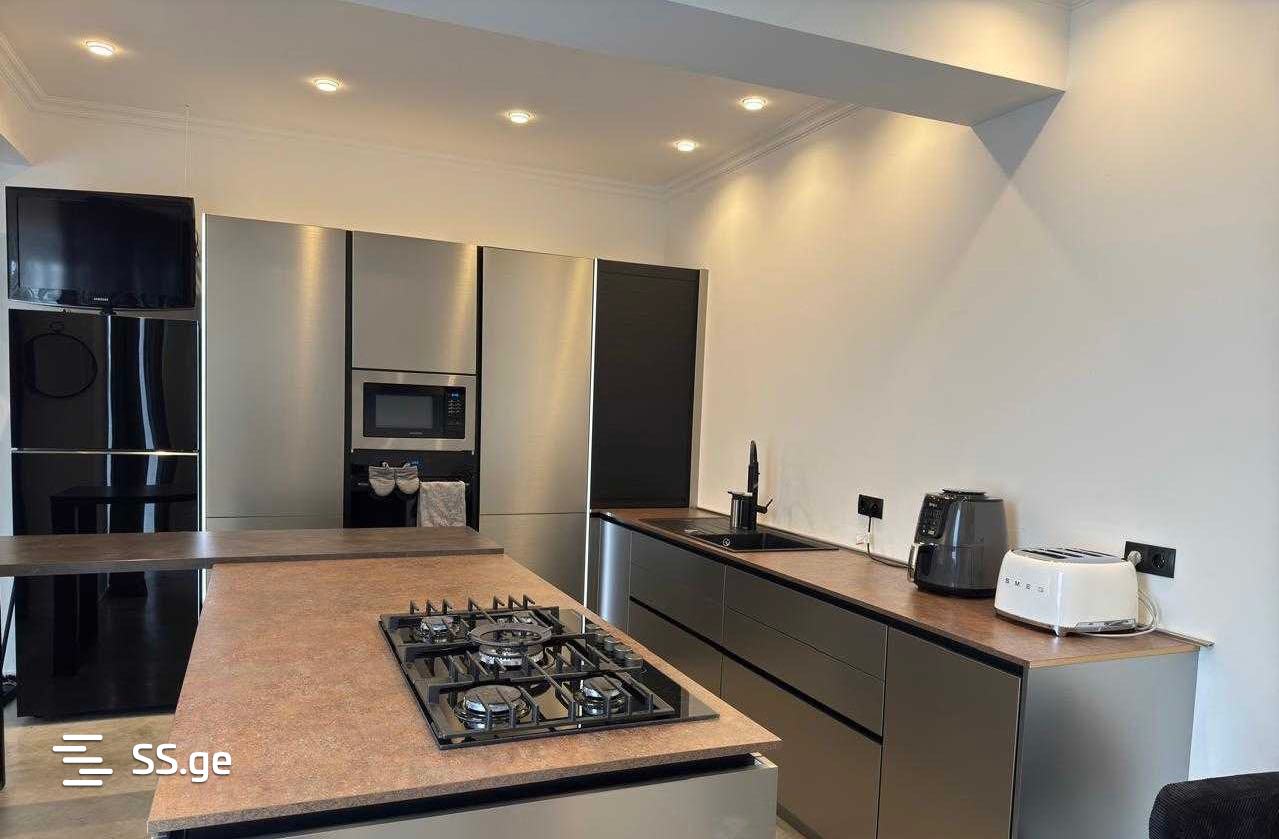 11 Room Private House For Sale, 2 of 4