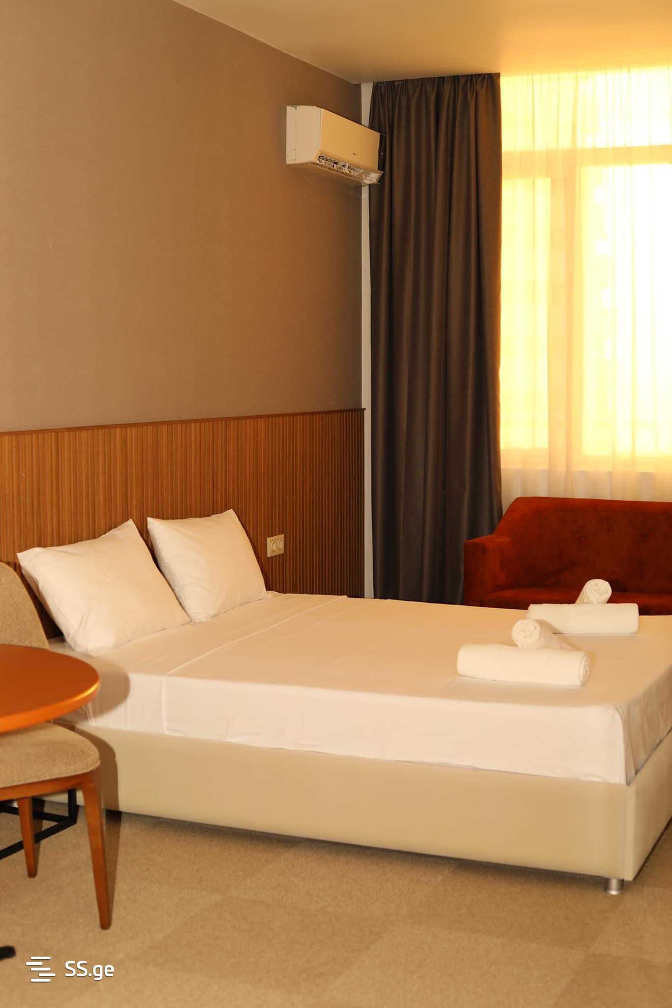 20 Room Hotel For Sale view 10