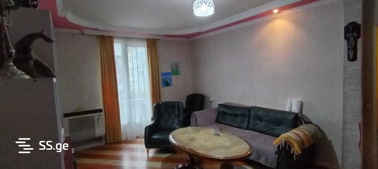 Продажа 4-комната Квартира view 5