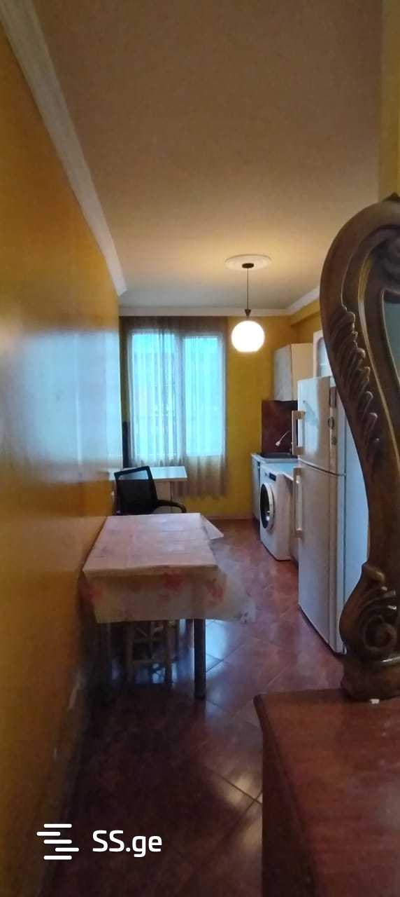 Продажа 4-комната Квартира view 4