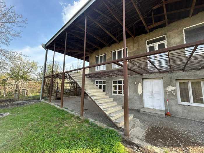 5 room Private House For Sale. Akhshaani