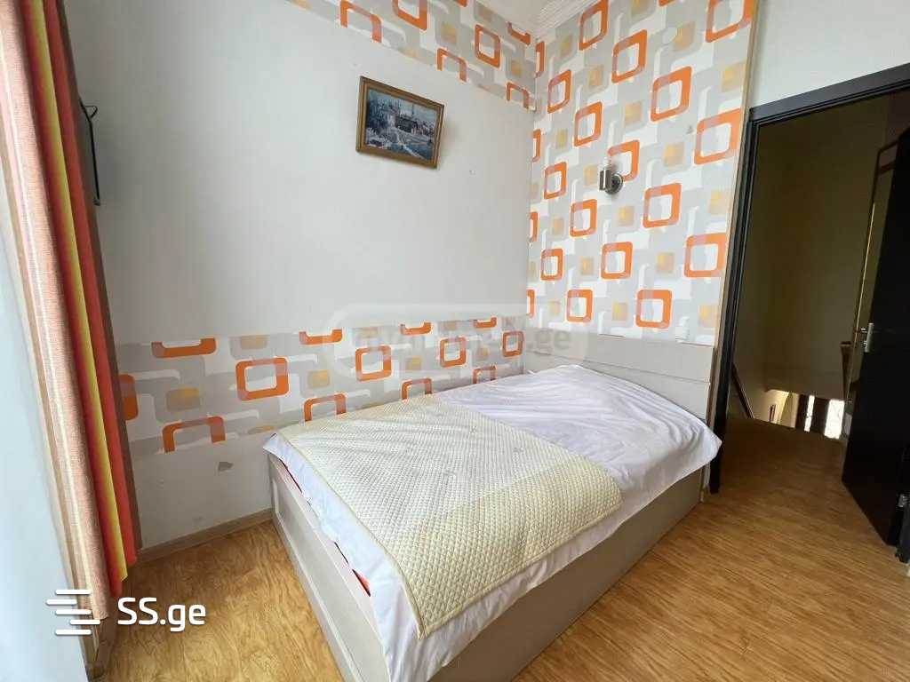 7 Room Hotel For Sale view 5