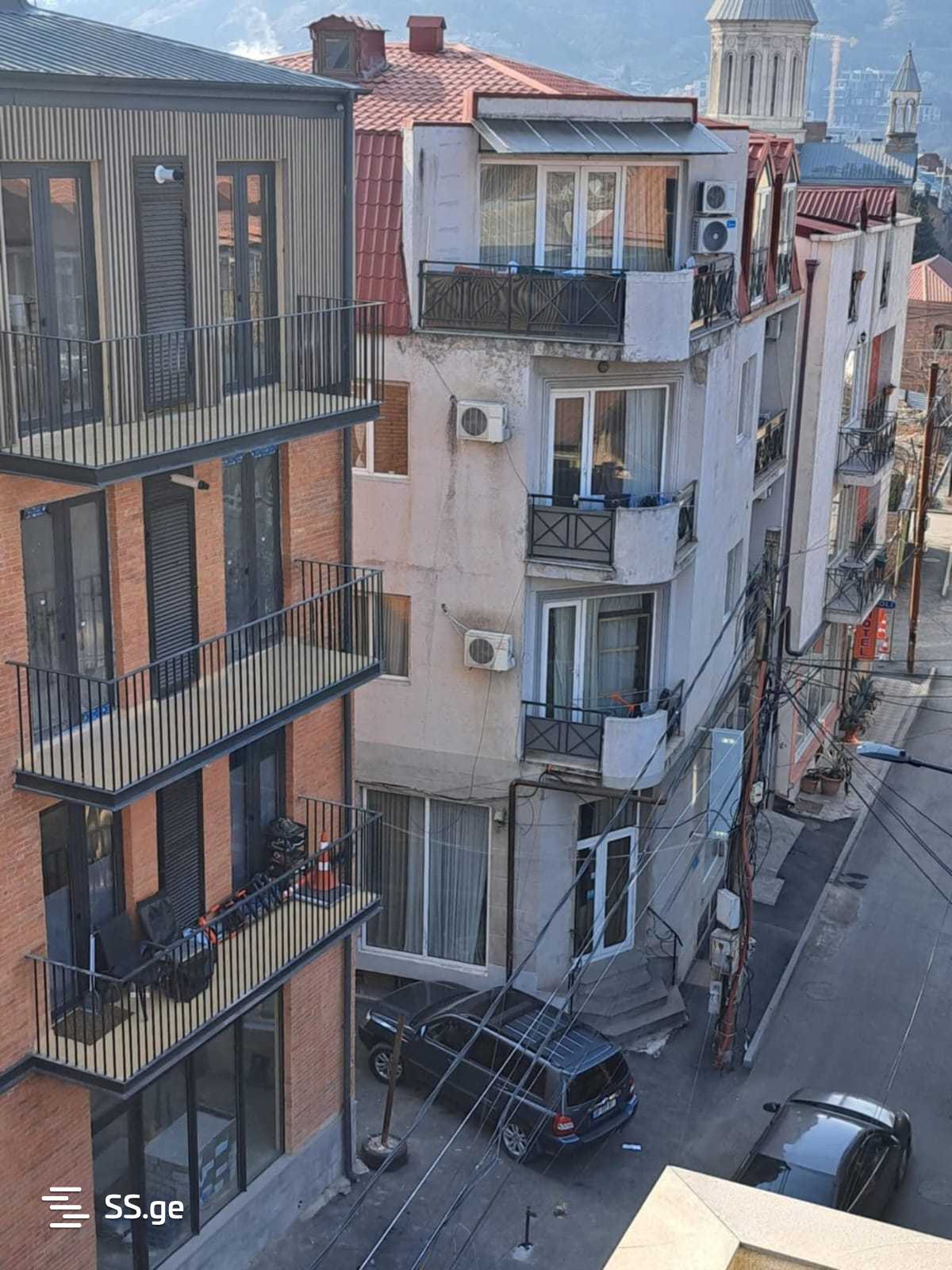 12 Room Hotel For Sale view 11