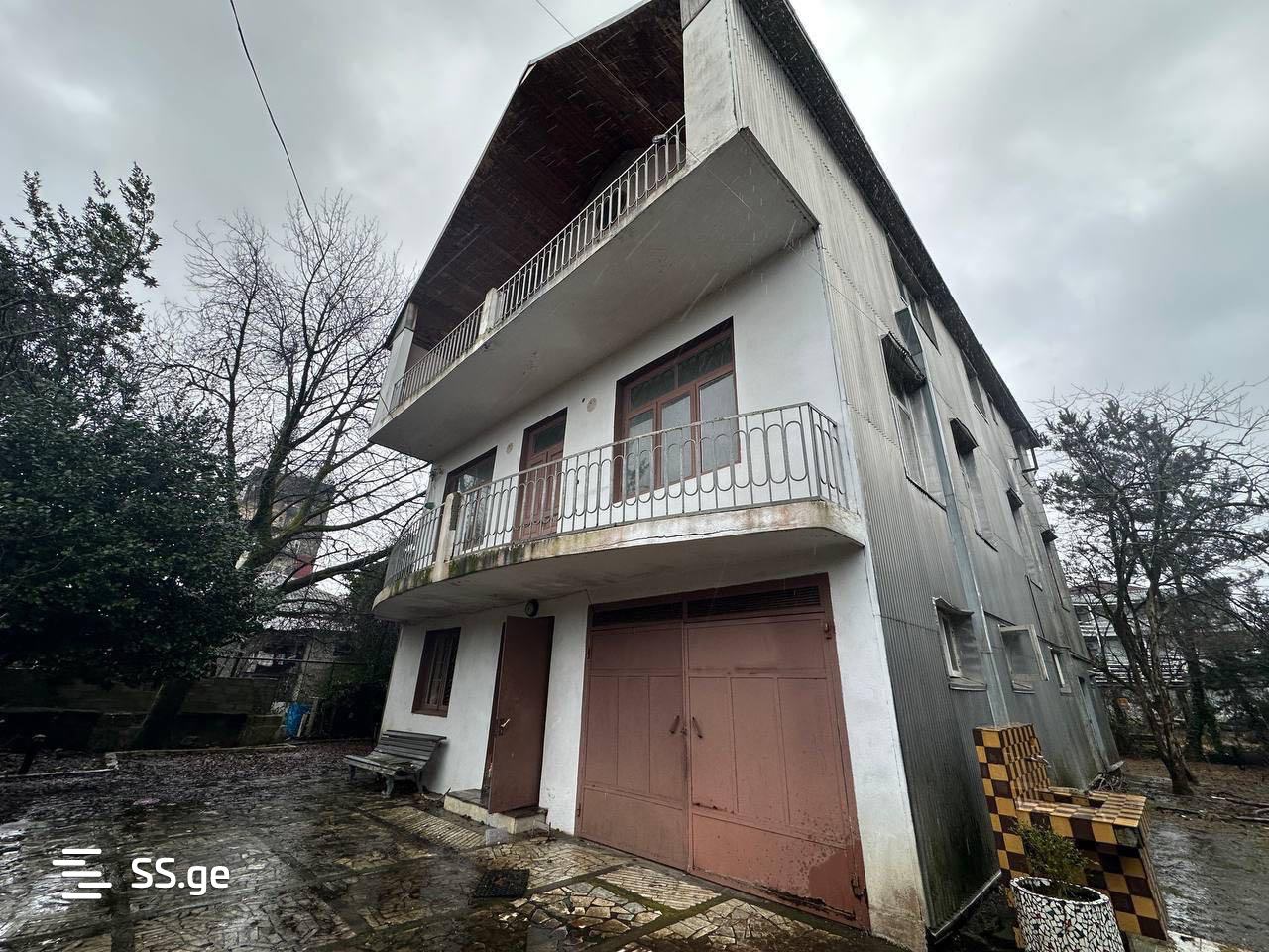 7 Room Hotel For Sale view 1
