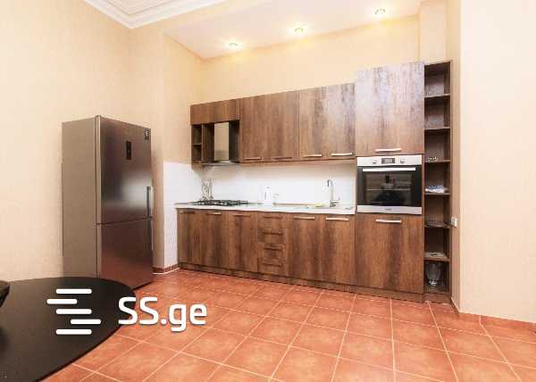 14 Room Private House For Rent. Saburtalo, 1 of 11