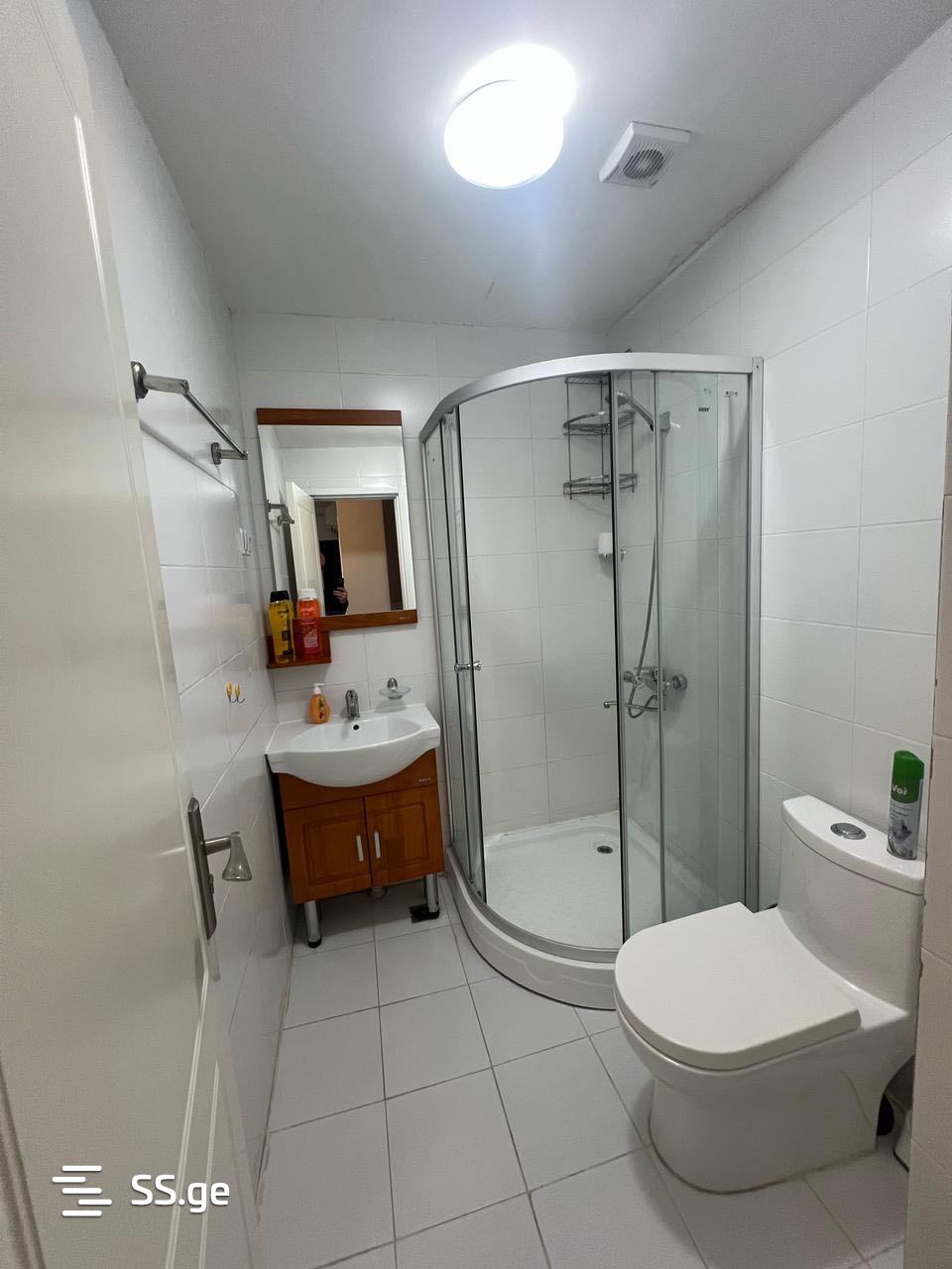 2 room Flat Daily rent. Varketili - Bild 5