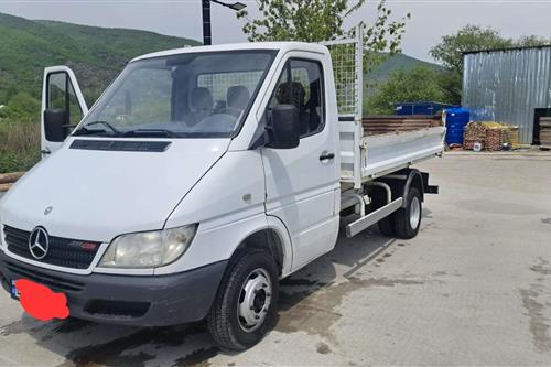 auto similar image