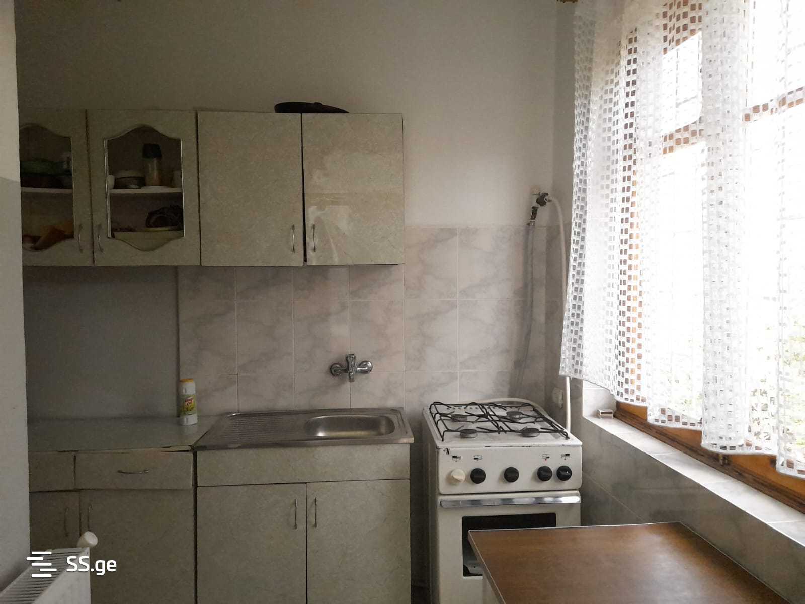 6 Room Summer Cottage For Rent. Tskneti view 4