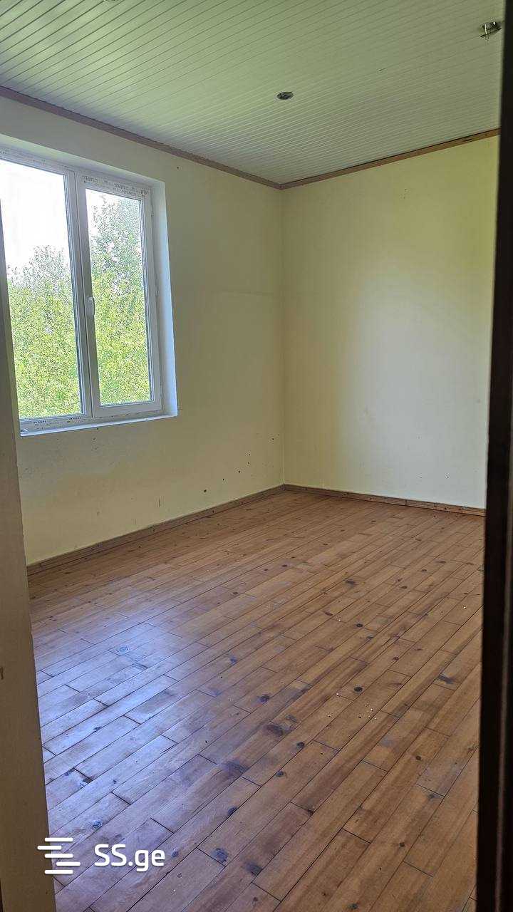 9 Room Private House For Sale view 7