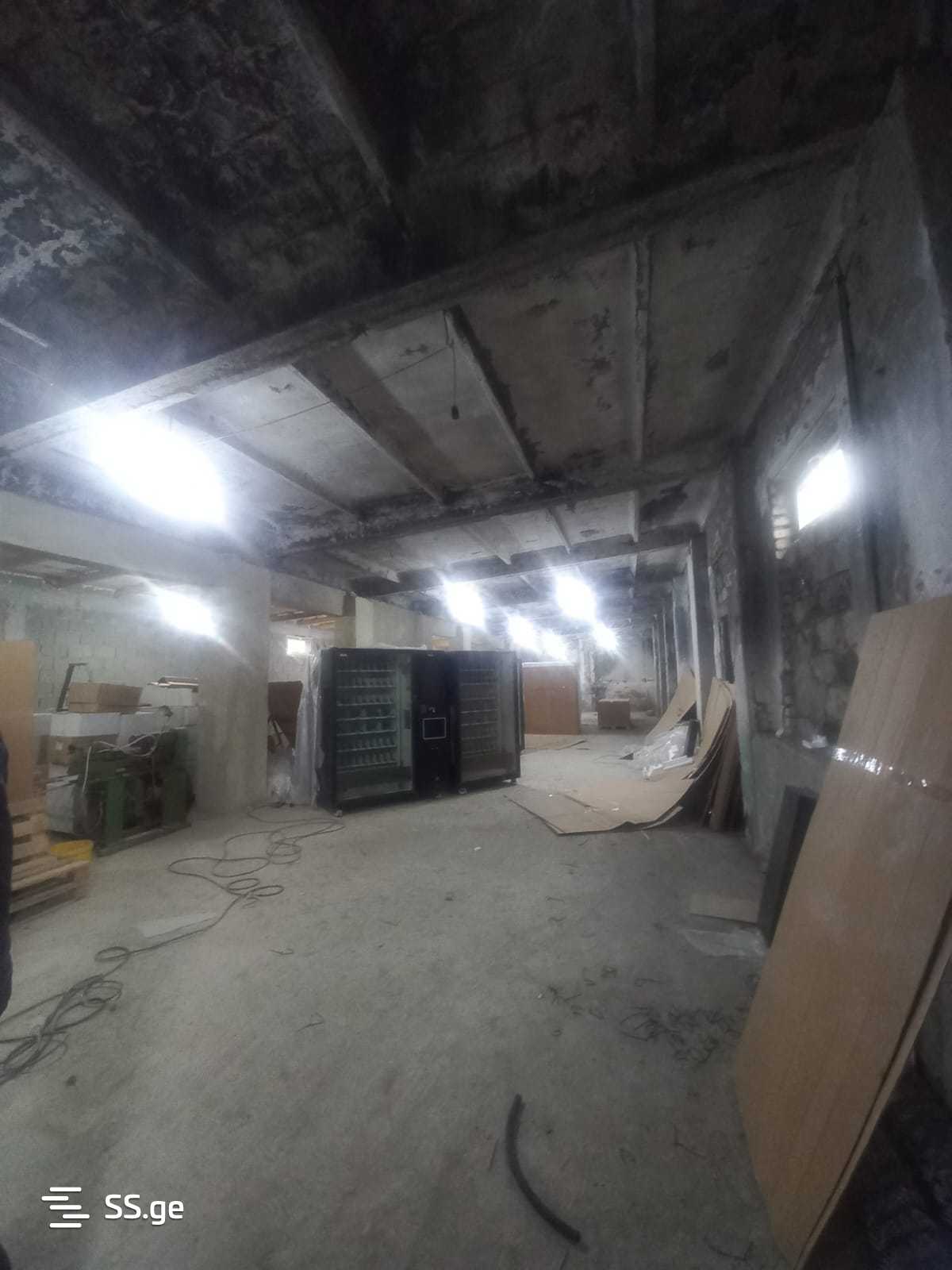 იყიდება Store-Industrial Property რუსთავიში view 1