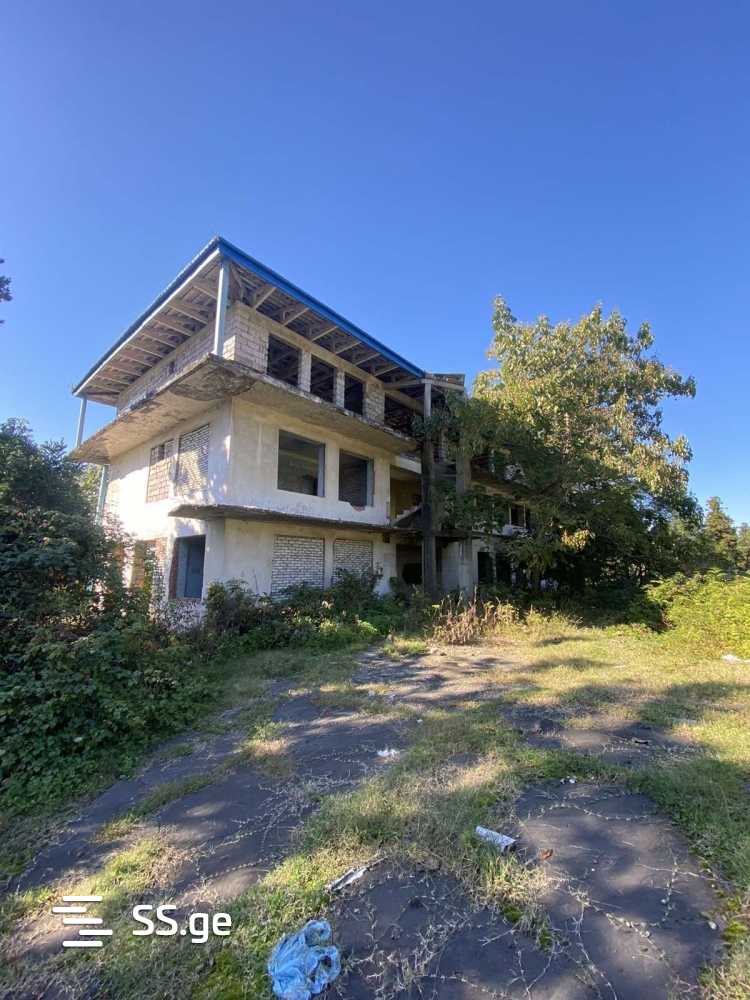 Hotel For Sale. Ureki view 3