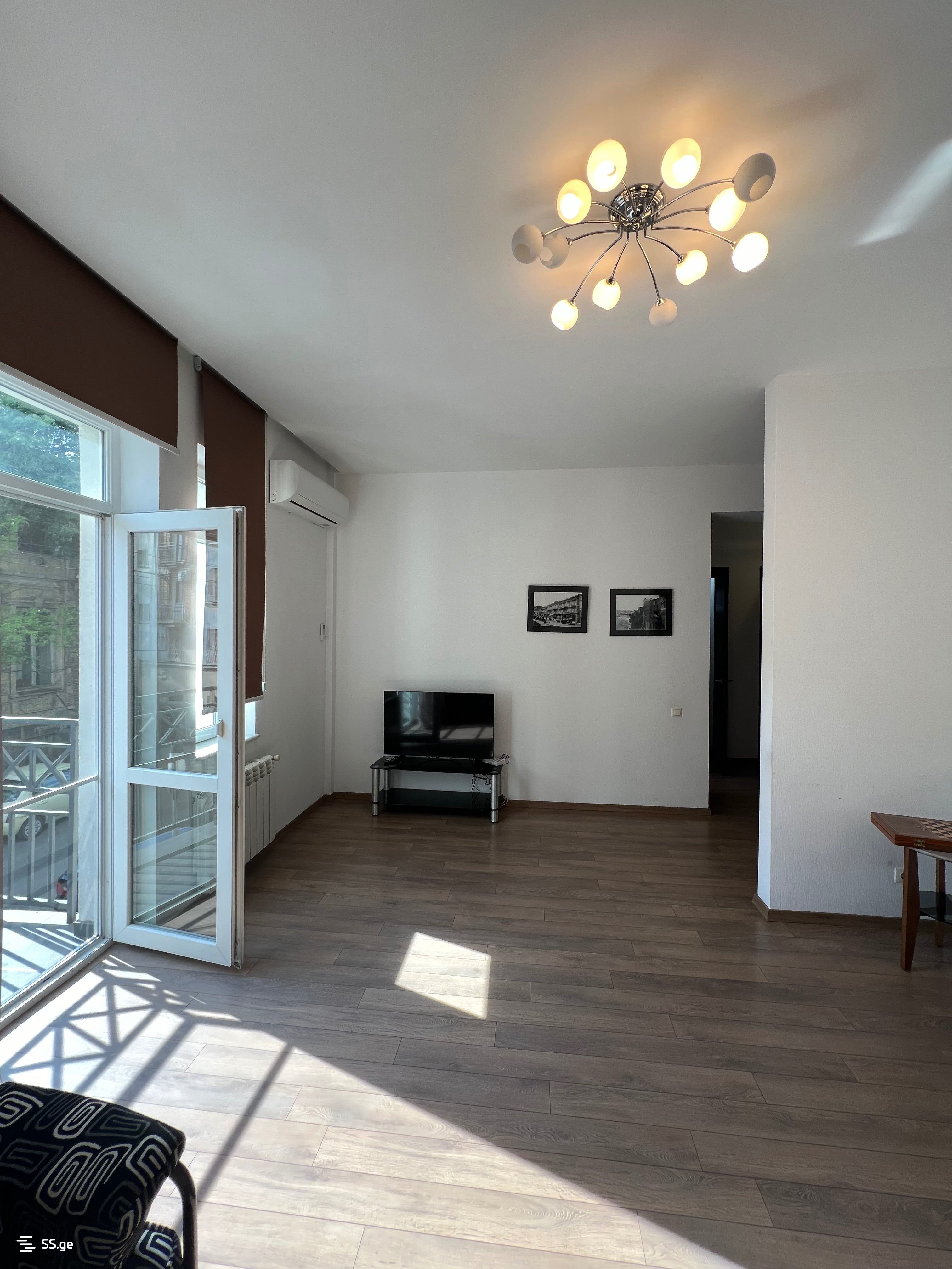 3 room Flat For Rent. Mtatsminda - Więcej