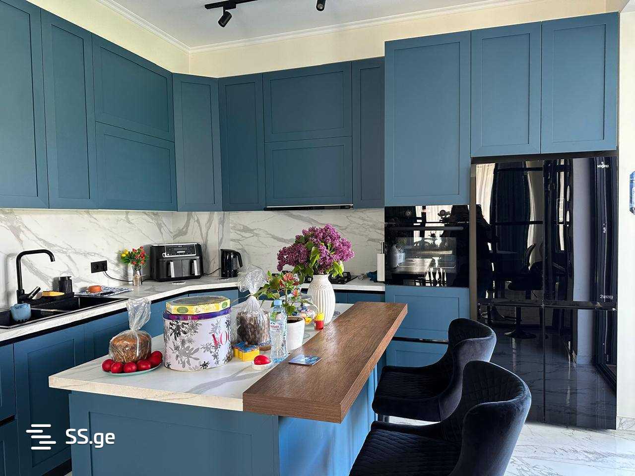 10 Room Private House For Sale view 8