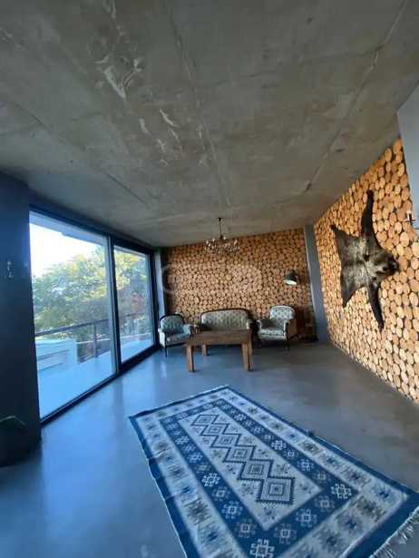 6 room Private House For Sale. Tskneti