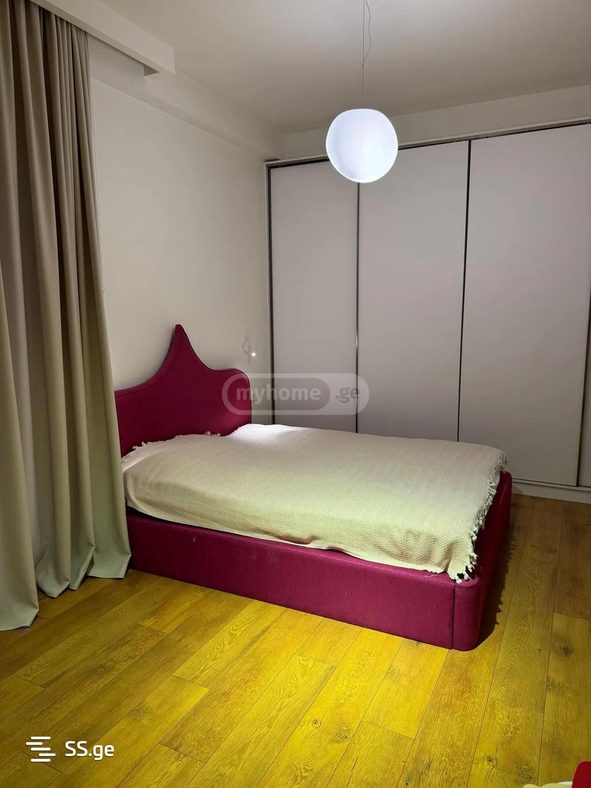 7 Room Private House For Sale view 8