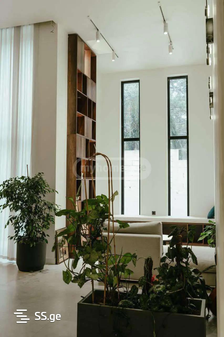 7 Room Private House For Sale, 1 of 4