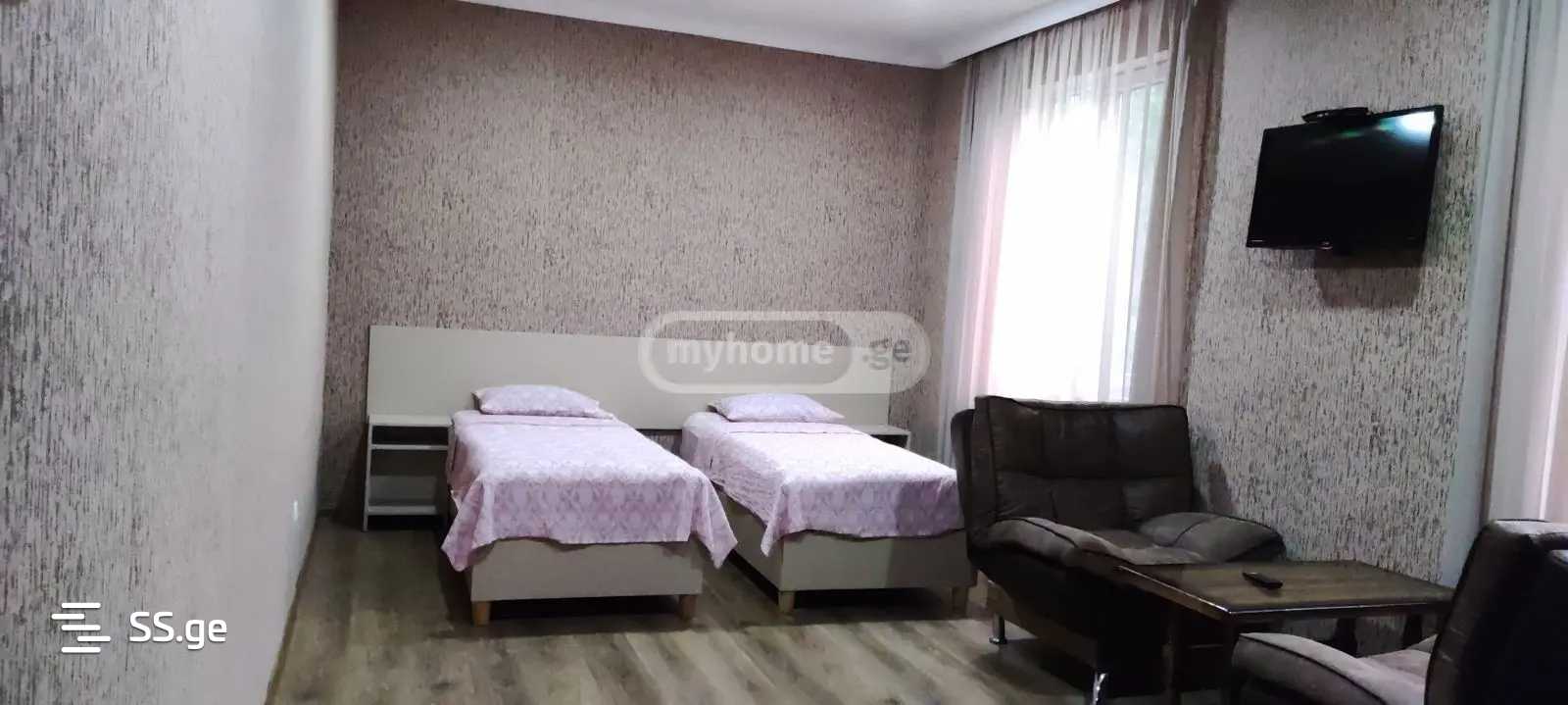 10 Room Hotel For Sale view 7