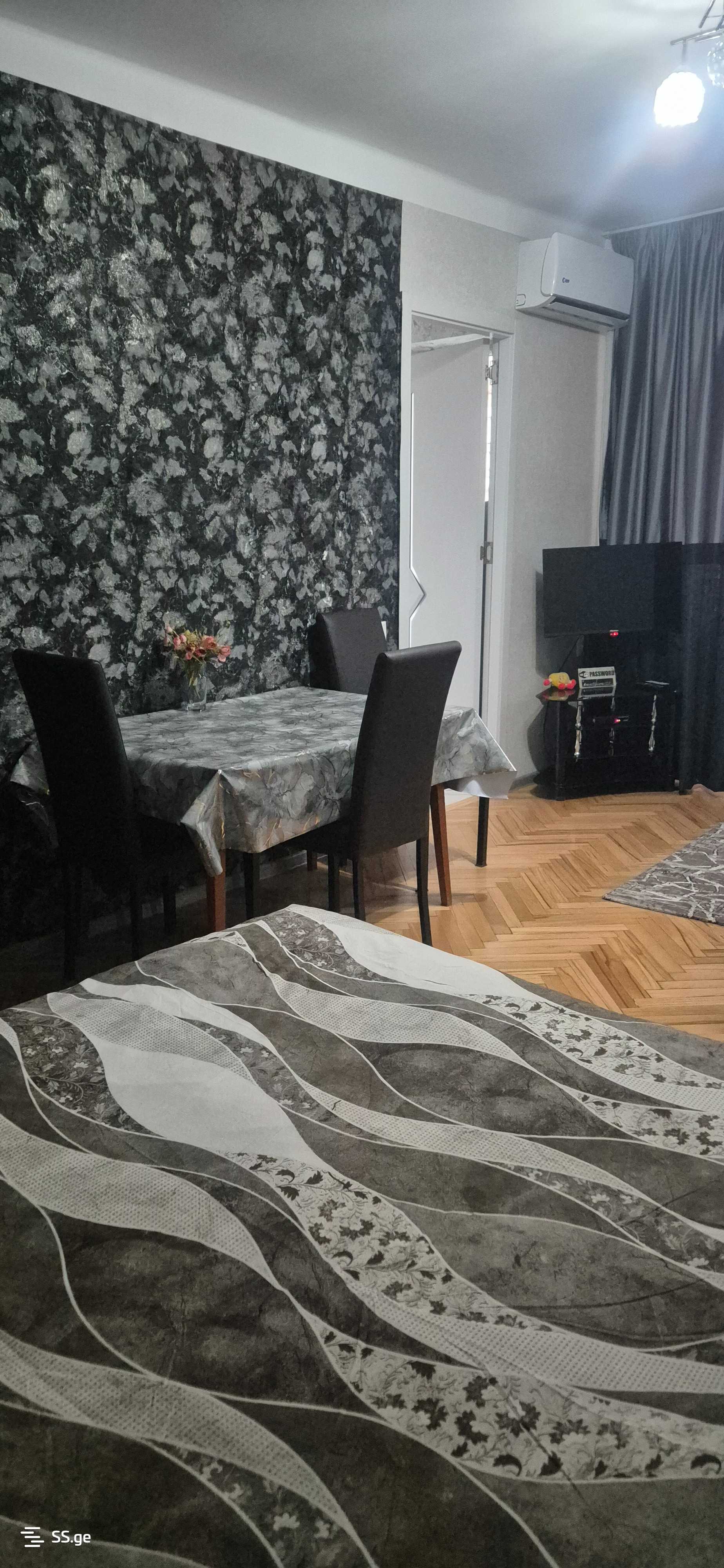 1 Room Flat Daily Rent. Digomi view 3
