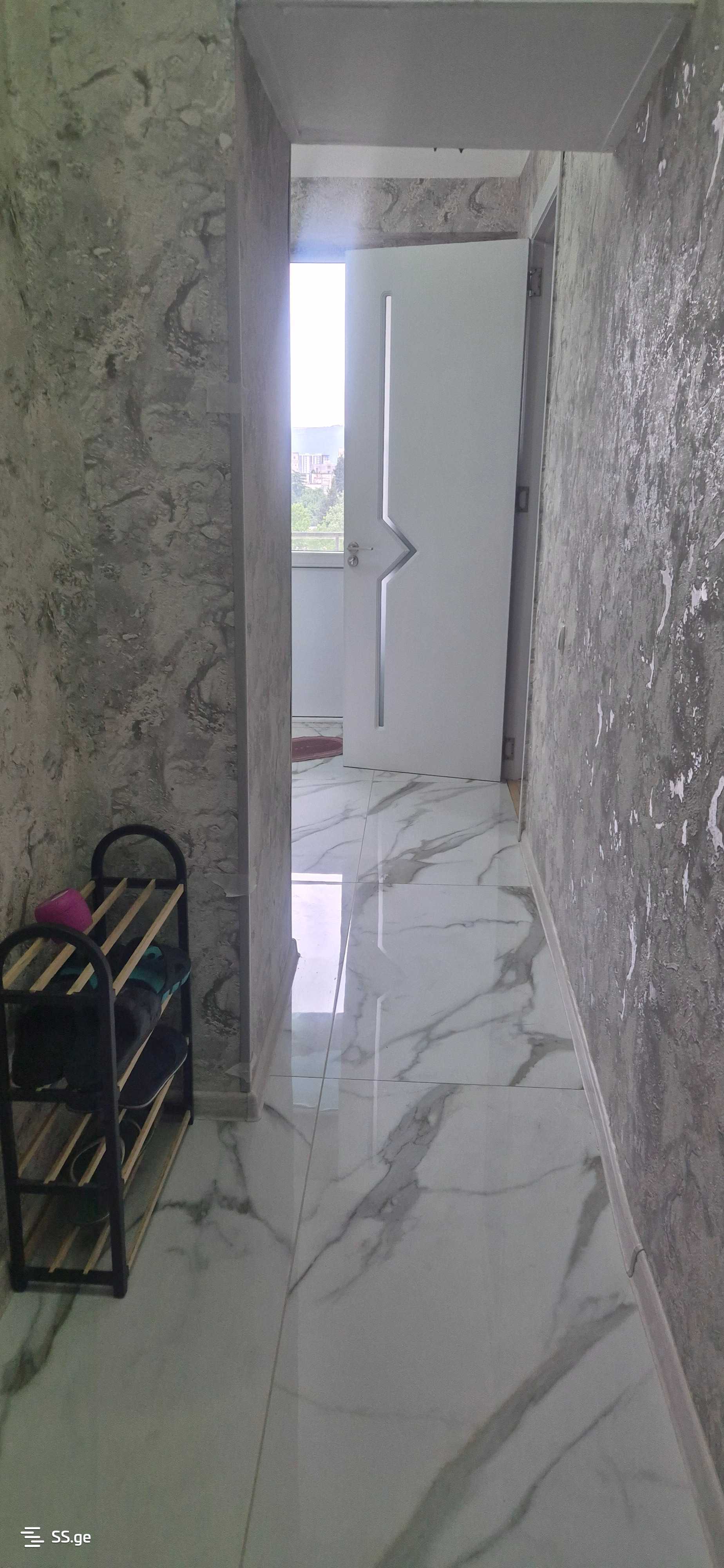 1 Room Flat Daily Rent. Digomi view 7