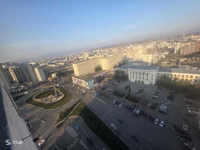 https://static.ss.ge/20250514/18_e60e4263-7202-4312-ad8b-15e77bc86563_Thumb.jpg