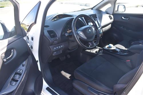 auto similar image