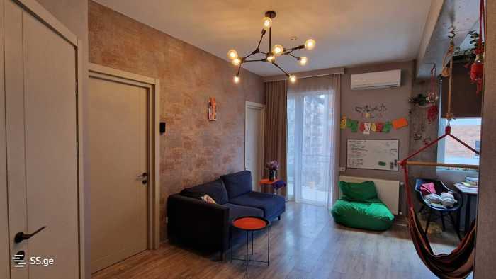 https://static.ss.ge/20250517/2_66514402-1a88-4458-95a4-94210539daa1_Thumb.jpg
