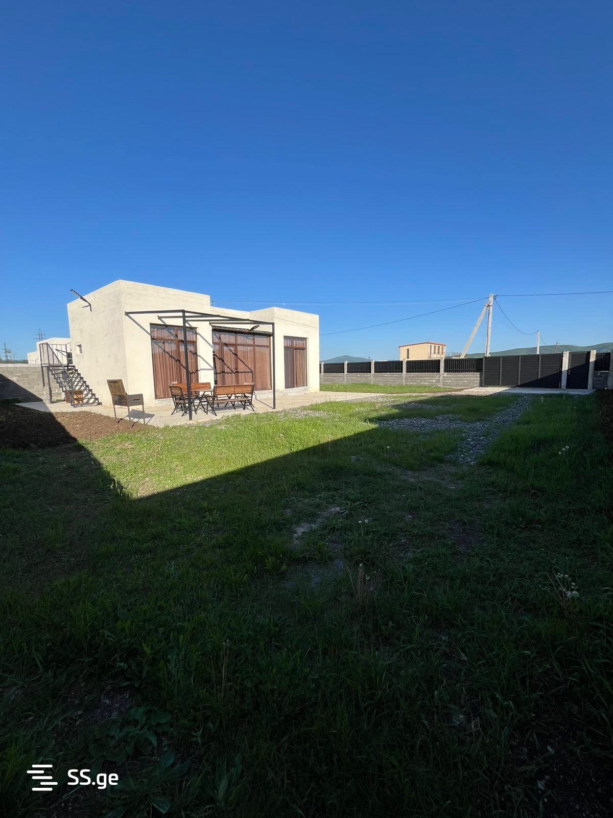 3 Room Private House For Sale view 8
