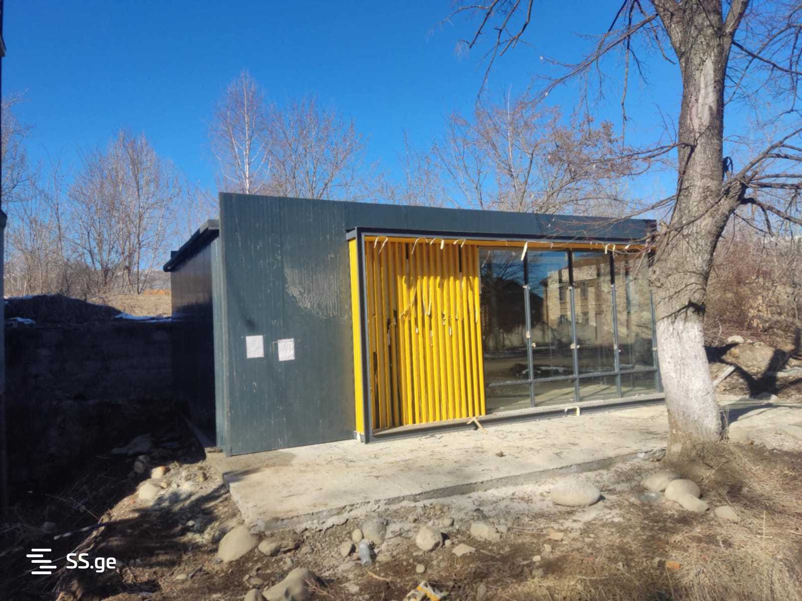 Commercial Space For Rent. Manglisi view 2