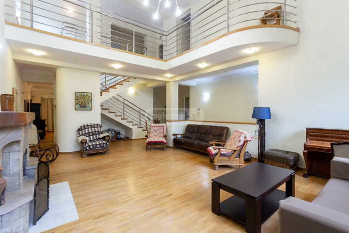https://static.ss.ge/20250520/6_9afc49a0-b67c-4428-861a-e172baf47157_Thumb.jpg