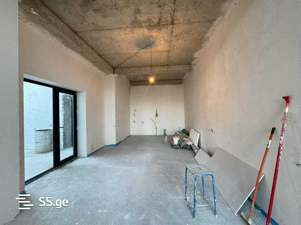 5 Room Private House For Sale view 2