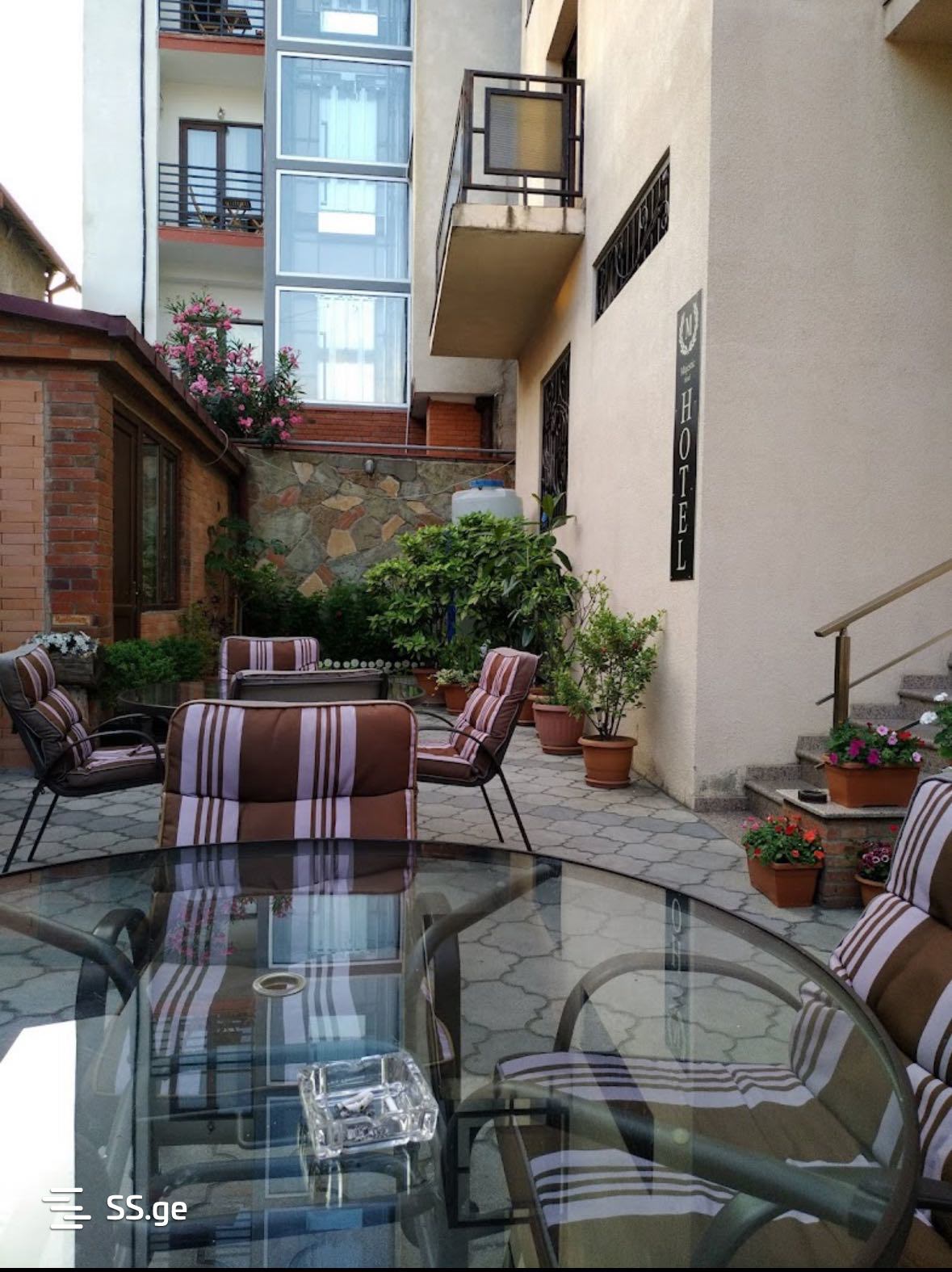 12 Room Hotel For Rent. Isani, 7 of 12