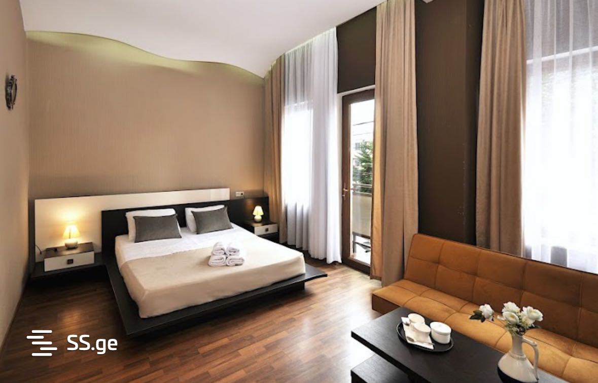 12 Room Hotel For Rent. Isani, 2 of 12