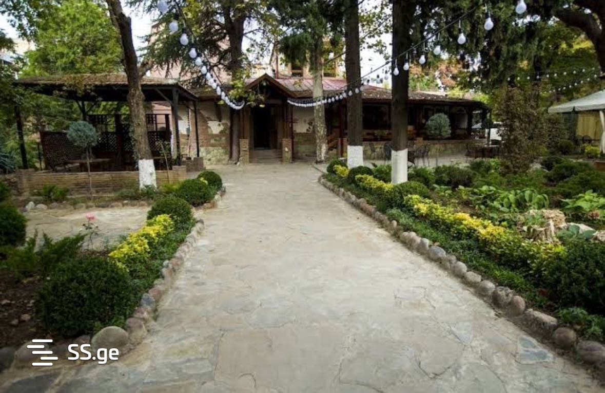 18 Room Hotel For Rent. Chugureti, 2 of 11