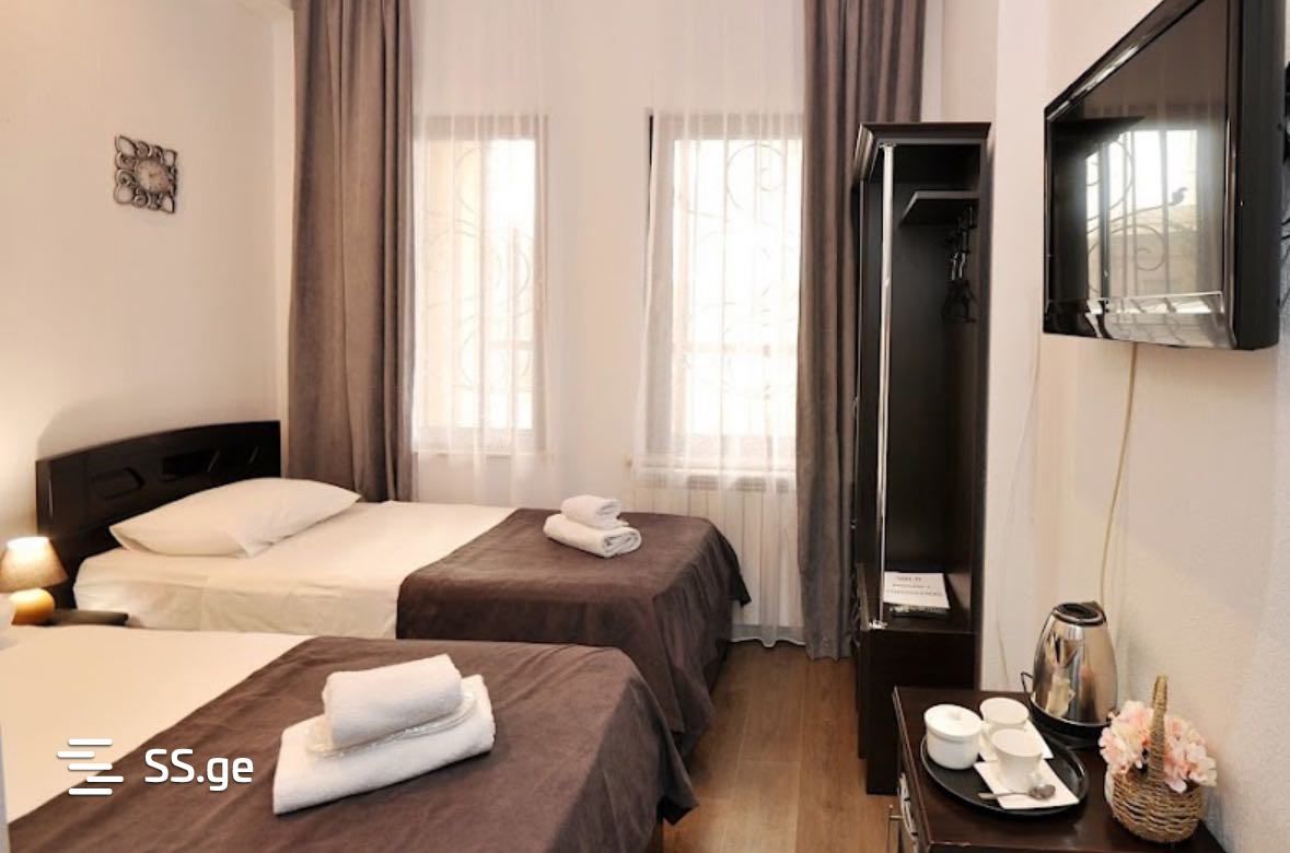 12 Room Hotel For Rent. Isani, 12 of 12