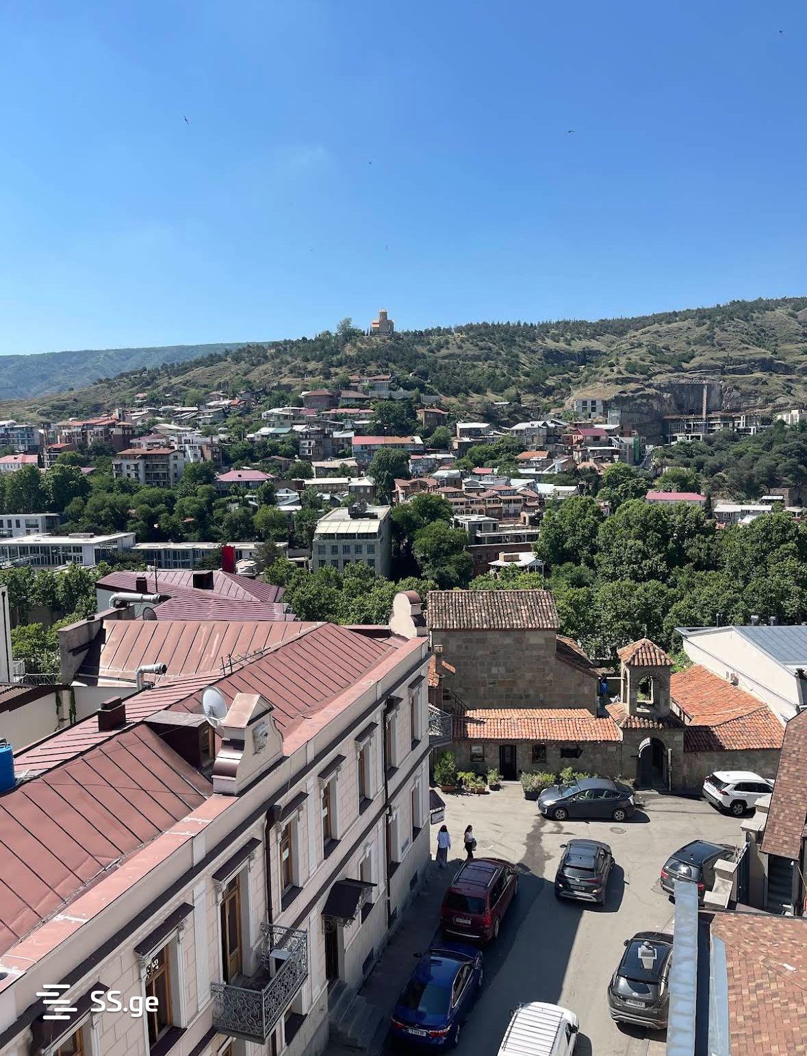 9 Room Hotel For Rent. Avlabari, 2 of 12