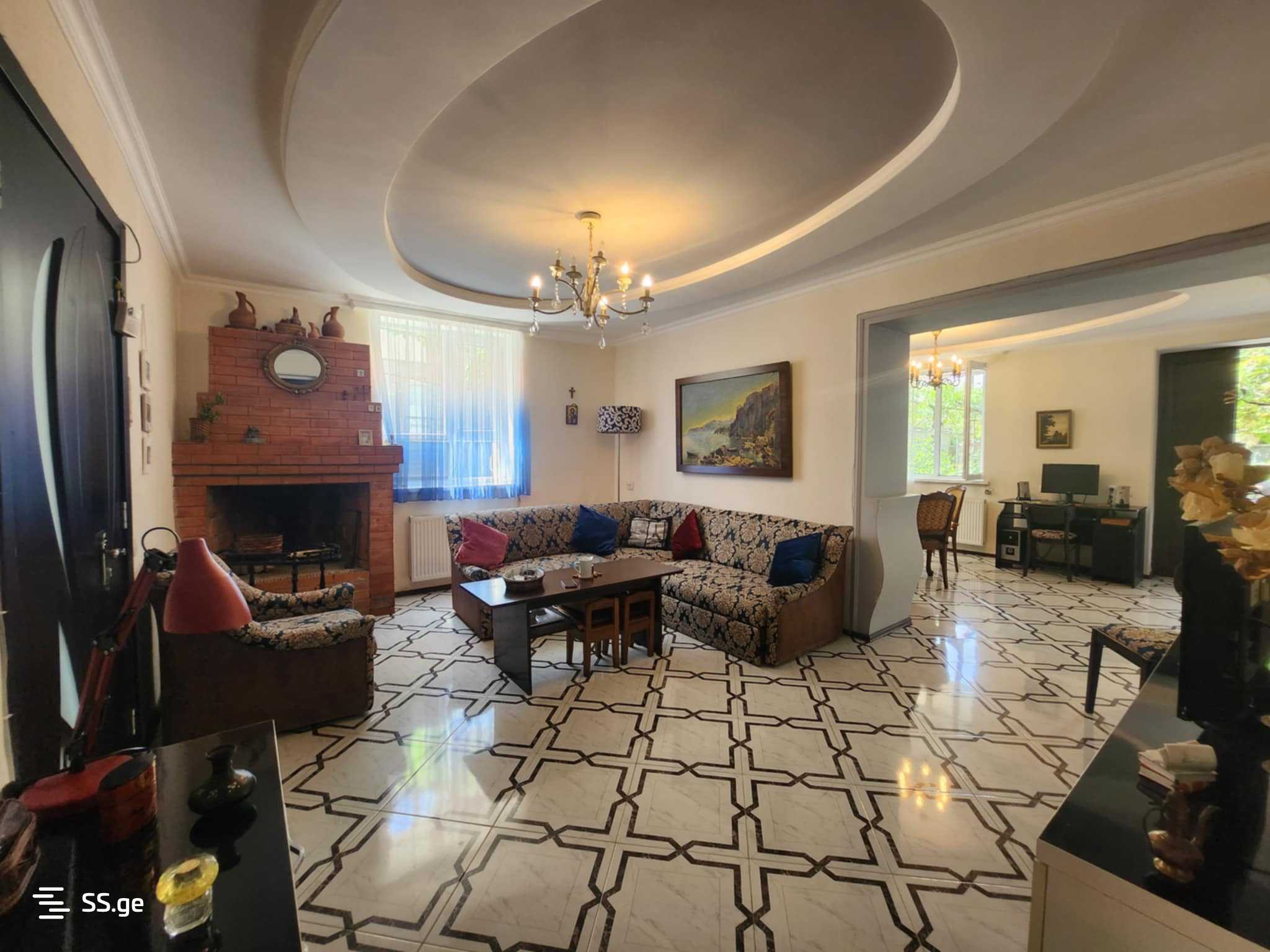 10 Room Private House For Sale view 8